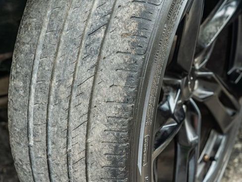 Used 2020 Chevrolet Camaro LT image 16