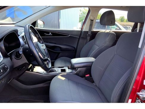 Used 2020 Kia Sorento LX w/ LX I4 Convenience Package AWD/4WD image 26