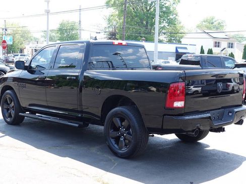Used 2022 RAM 1500 Classic SLT w/ Electronics Convenience Group AWD/4WD image 3