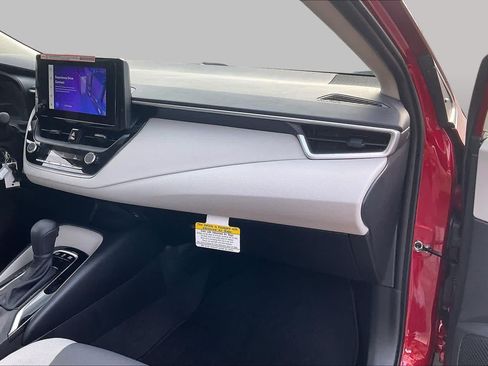 Used 2026 Toyota Corolla LE FWD image 18
