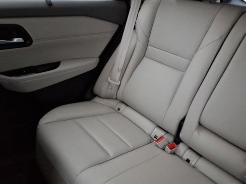 Used 2021 Ford Expedition XLT image 33