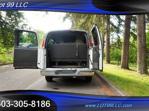 Used 2002 Chevrolet Express 3500 Extended Passenger w/ LS Preferred Equipment Group RWD image 28