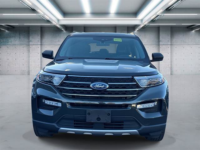 Used 2023 Ford Explorer XLT w/ Equipment Group 202A AWD/4WD image 25