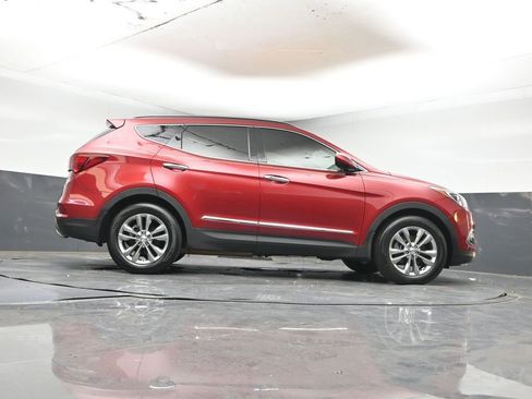Used 2018 Hyundai Santa Fe Sport 2.0T image 30