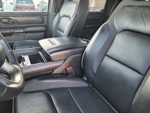 Used 2025 RAM 1500 Limited w/ Trailer Tow Group image 16