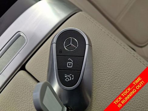 Used 2024 Mercedes-Benz C 300 Sedan image 19