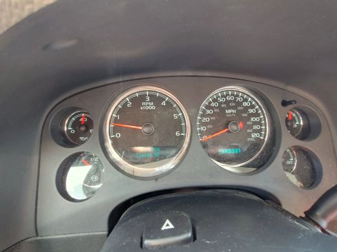 Used 2008 Chevrolet Avalanche LTZ w/ LTZ Preferred Equipment Group image 9