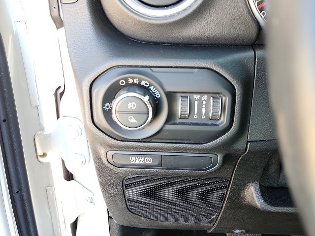 Used 2020 Jeep Gladiator Rubicon AWD/4WD image 28
