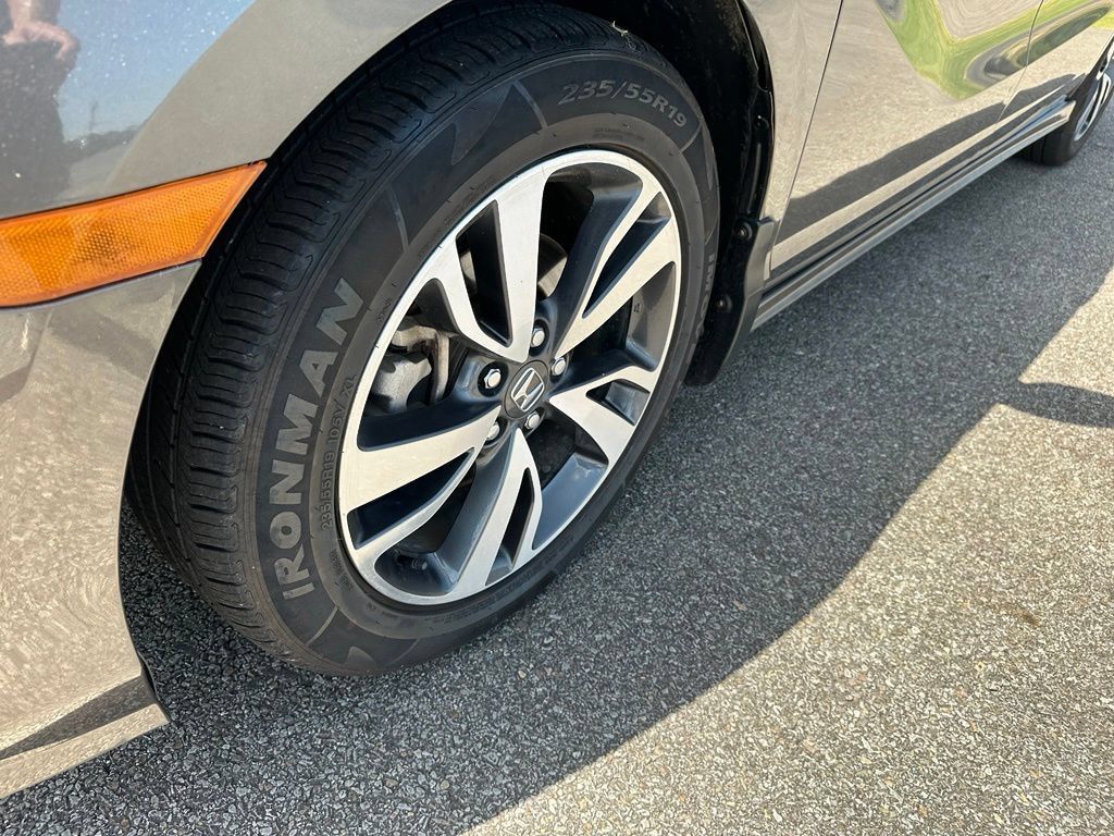 Used 2021 Honda Odyssey Touring image 8