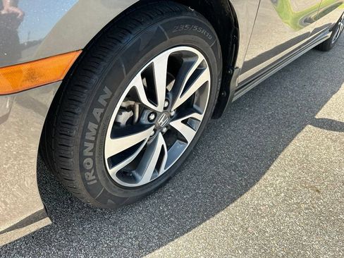 Used 2021 Honda Odyssey Touring image 8