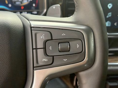 Used 2025 Chevrolet Silverado 1500 LT Trail Boss w/ Convenience Package II AWD/4WD image 35