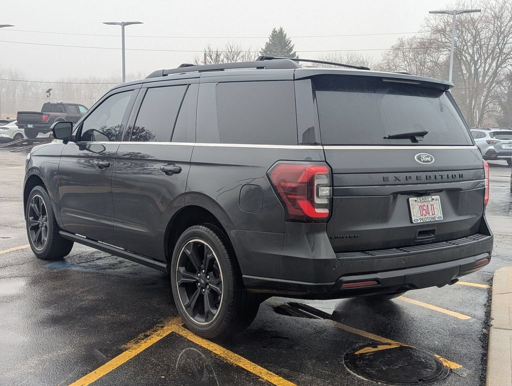 Used 2023 Ford Expedition Limited AWD/4WD image 5