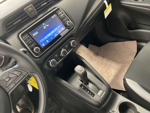 New 2025 Nissan Versa S w/ Trunk Package image 20