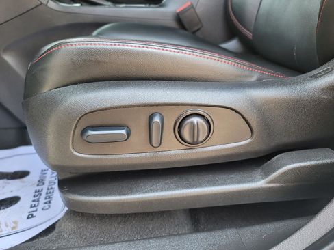 Used 2022 Chevrolet Equinox RS w/ RS Leather Package AWD/4WD image 21