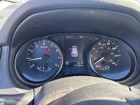 Used 2020 Nissan Rogue Sport SV w/ All-Weather Package image 31