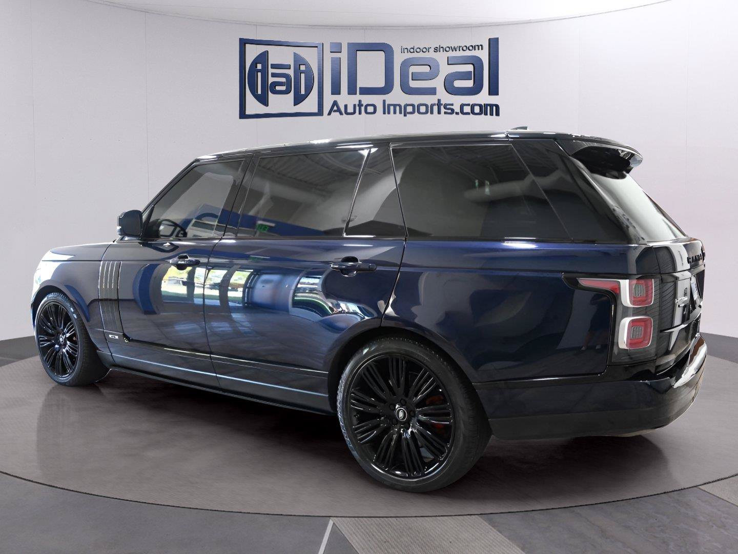 Used 2021 Land Rover Range Rover P525 Westminster Edition LWB AWD/4WD image 3