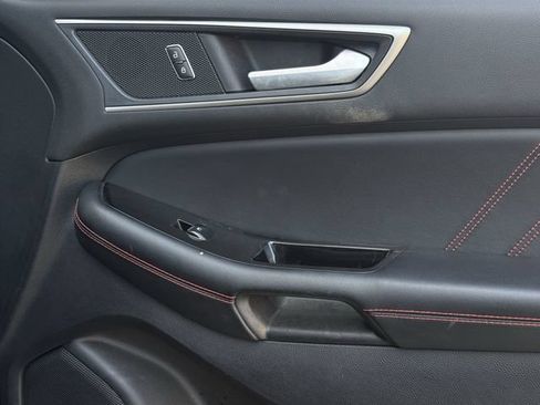 Used 2020 Ford Edge ST-Line FWD image 25
