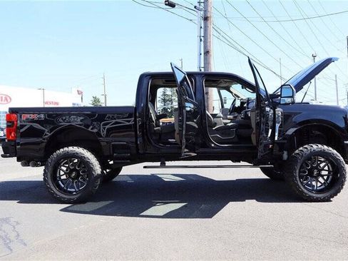 Used 2025 Ford F350 Platinum w/ Platinum Plus Package AWD/4WD image 44