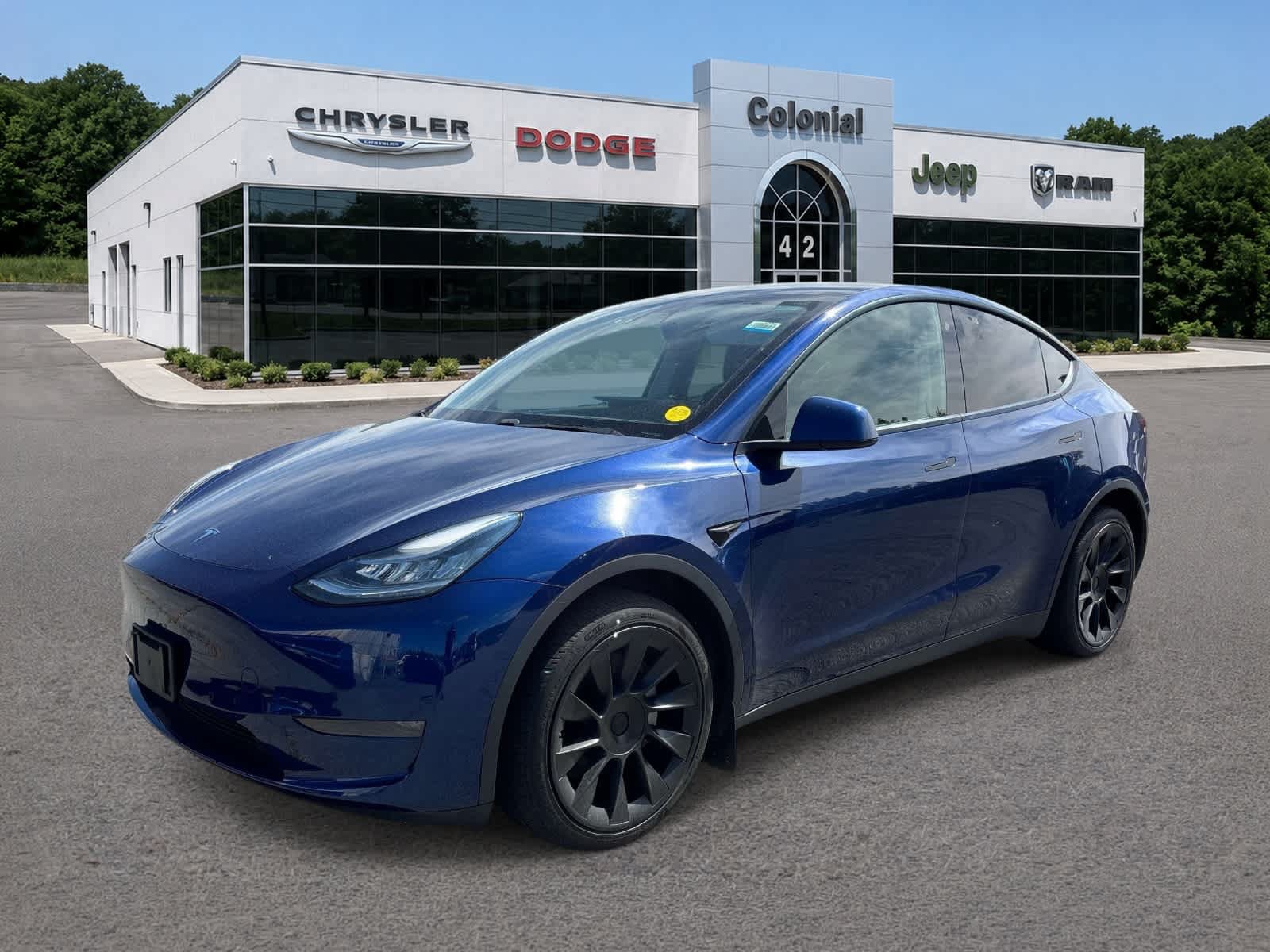 Used 2021 Tesla Model Y Long Range AWD/4WD image 1