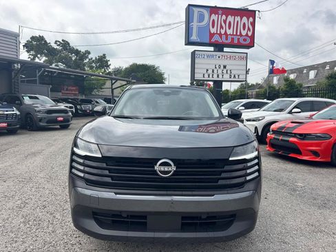 Used 2025 Nissan Kicks SV FWD image 3