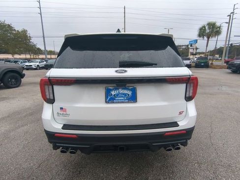 New 2026 Ford Explorer ST w/ Sun And Sound Package image 6