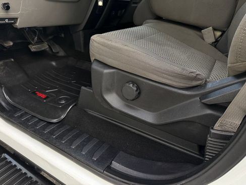 Used 2019 Ford F250 XLT w/ FX4 Off-Road Package AWD/4WD image 21