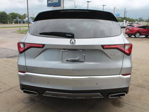 Used 2024 Acura MDX SH-AWD w/ Technology Package image 6