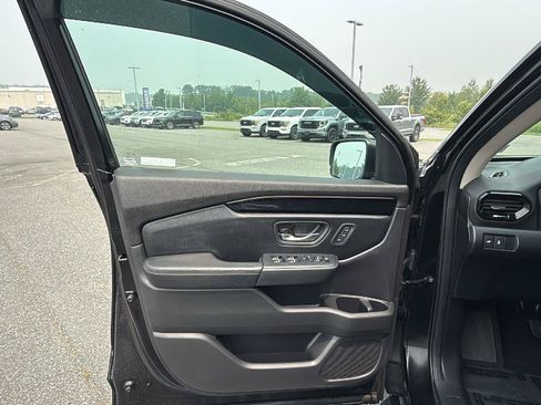 Used 2024 Honda Pilot EX-L image 24