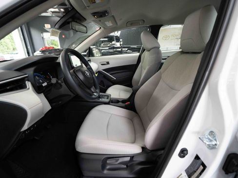 New 2026 Toyota Corolla Cross L AWD/4WD image 9