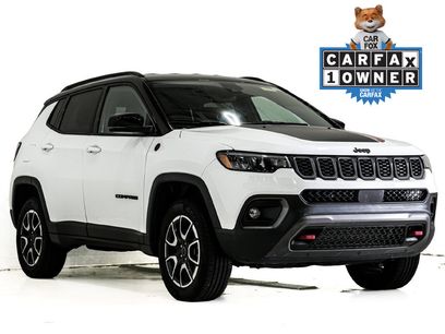 Used 2025 Jeep Compass Trailhawk
