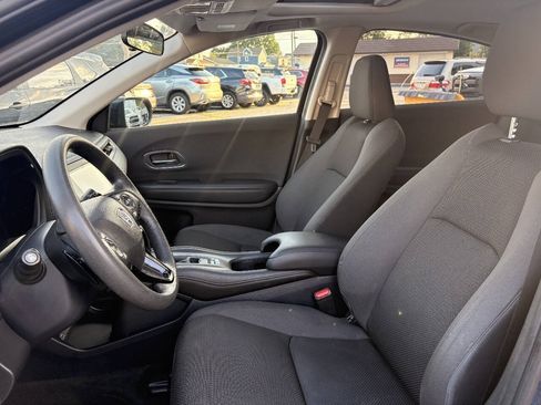 Used 2022 Honda HR-V EX image 17
