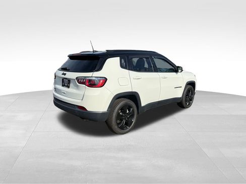 Used 2020 Jeep Compass Latitude image 7