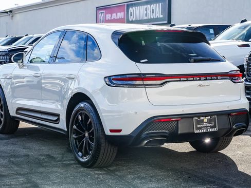 Used 2023 Porsche Macan image 6