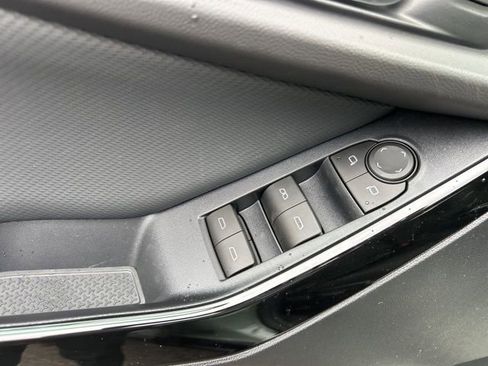 New 2026 Chevrolet Equinox LT image 13