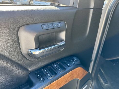 Used 2017 Chevrolet Silverado 1500 LTZ w/ Sport Package AWD/4WD image 16