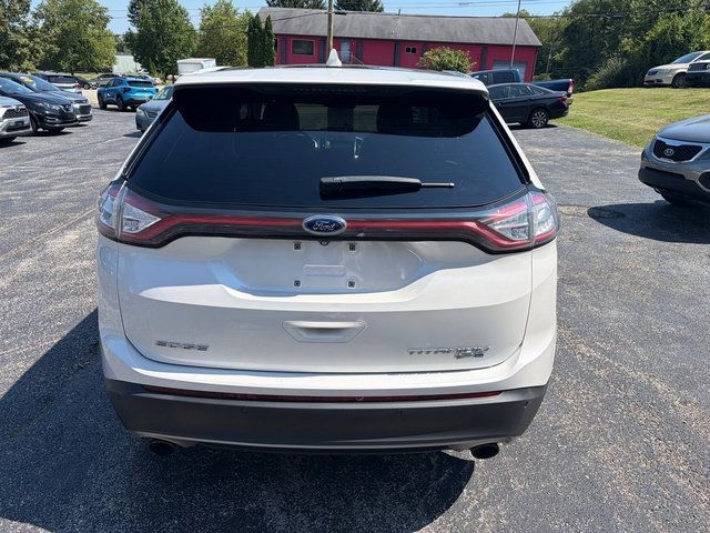 Used 2018 Ford Edge Titanium w/ Equipment Group 301A AWD/4WD image 7