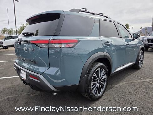 New 2026 Nissan Pathfinder Platinum image 4