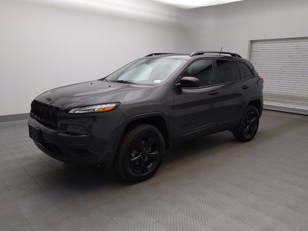 Used 2017 Jeep Cherokee Sport w/ Cold Weather Group AWD/4WD image 2