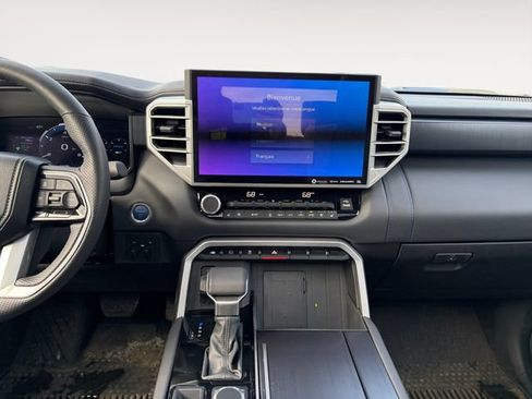 Used 2024 Toyota Tundra Platinum AWD/4WD image 15