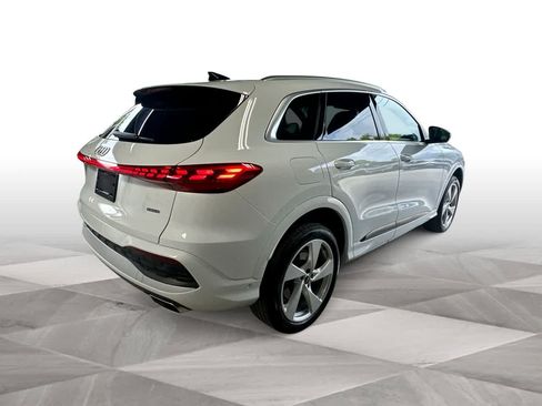 Used 2025 Audi Q5 Premium Plus AWD/4WD image 8