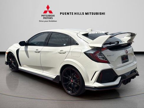 Used 2019 Honda Civic Type R image 7