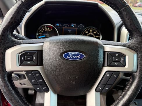Used 2016 Ford F150 Lariat w/ Equipment Group 502A Luxury image 38