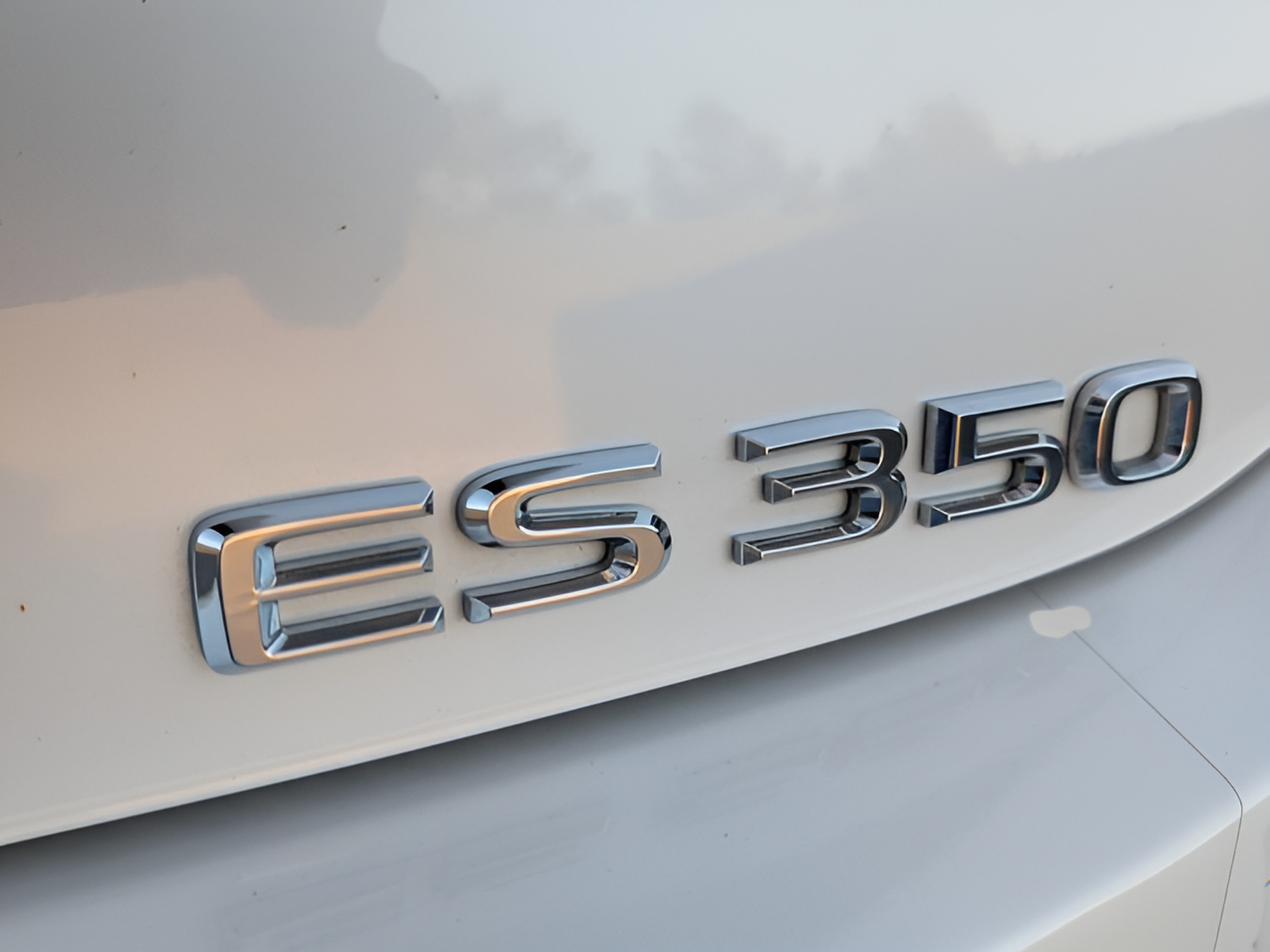 Certified 2024 Lexus ES 350 w/ Premium Package FWD image 35
