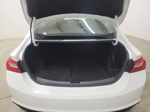 Used 2023 Chevrolet Malibu LS FWD image 10