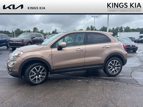 Used 2017 FIAT 500X Trekking AWD/4WD image 11