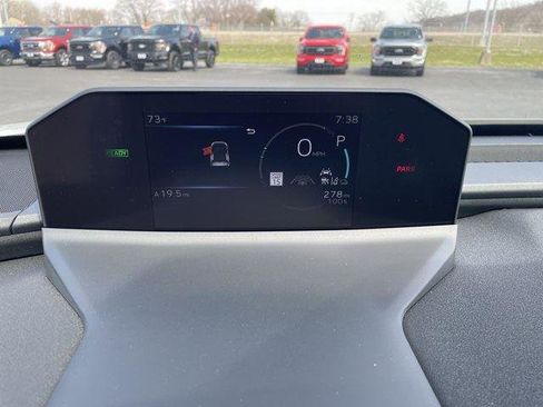 New 2026 Subaru Solterra AWD/4WD image 13