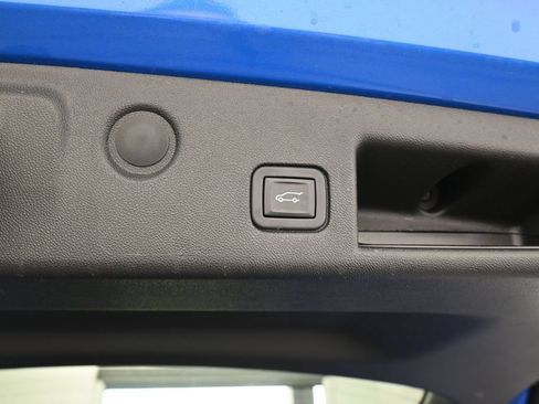 Used 2024 Chevrolet Equinox RS w/ RS Leather Package FWD image 49