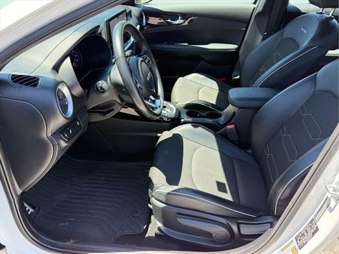 Used 2023 Kia Forte GT-Line FWD image 16