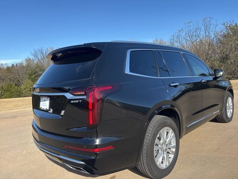 Used 2023 Cadillac XT6 Luxury image 5
