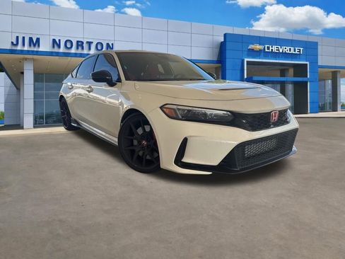 Used 2023 Honda Civic Type R image 1